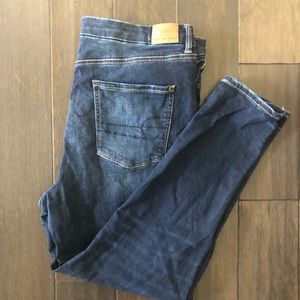 American Eagle Curvy Hi-Rise Jegging